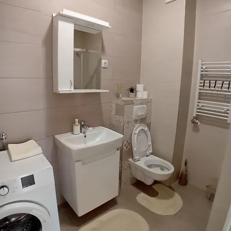 Stan Na Dan Apartman Ada Banjaluka Banja Luka Exterior photo